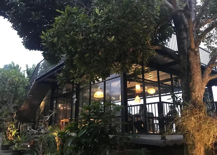 Kraras The & Donbiyu Rooftop Rendezvous Restaurant * Munduk