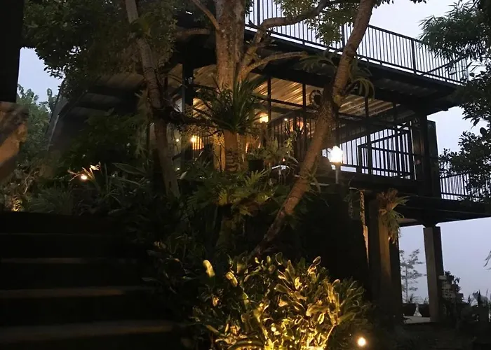 Kraras The & Donbiyu Rooftop Rendezvous Restaurant * Munduk